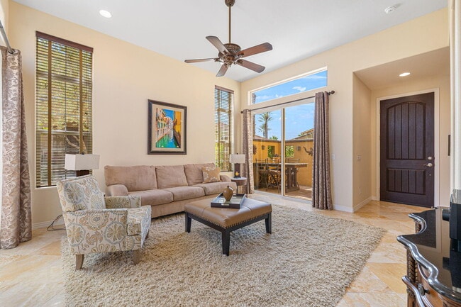 Building Photo - 52230 Desert Spoon Ct