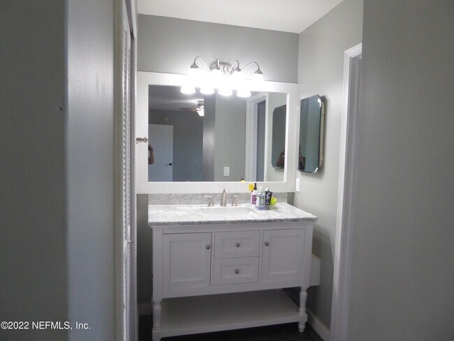 Building Photo - 14317 Coral Reef Dr S