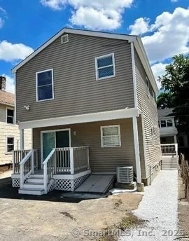 Building Photo - 15 Martin St