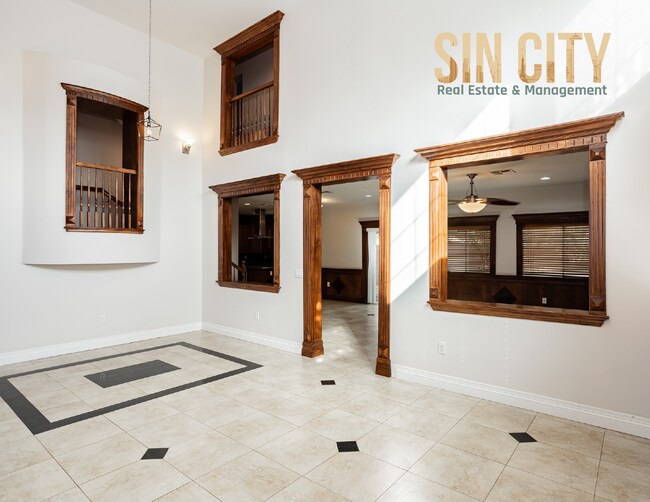 Building Photo - 4490 Zev Ct