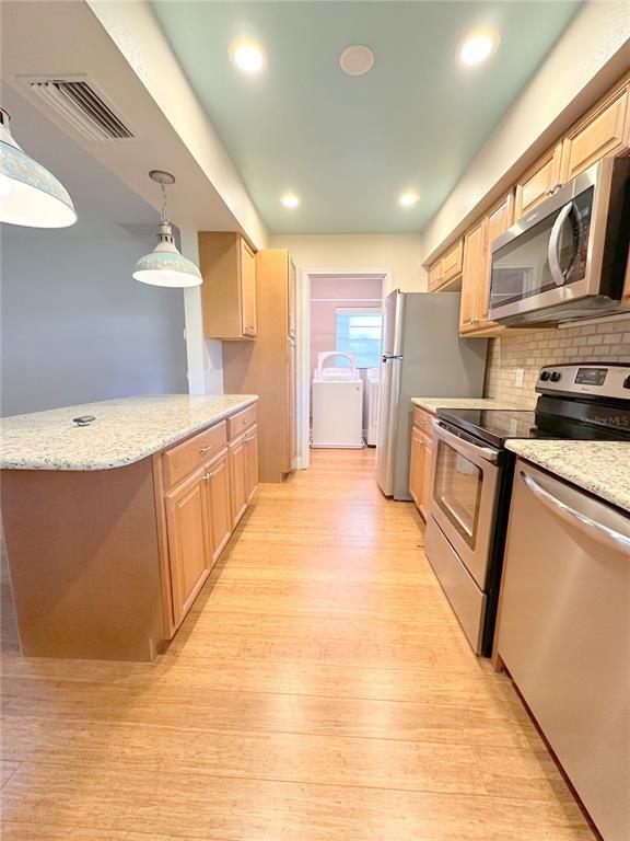 Building Photo - 229 Mark Twain Ln