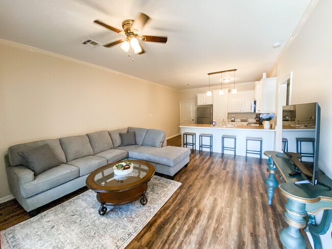 Building Photo - Turtle Creek Townhomes