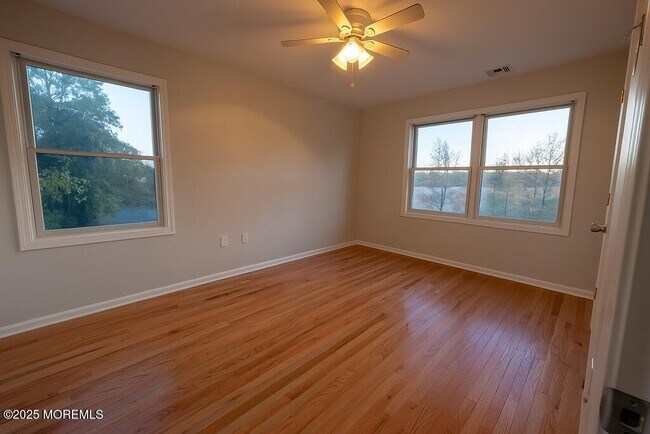 Building Photo - 268 NJ-36