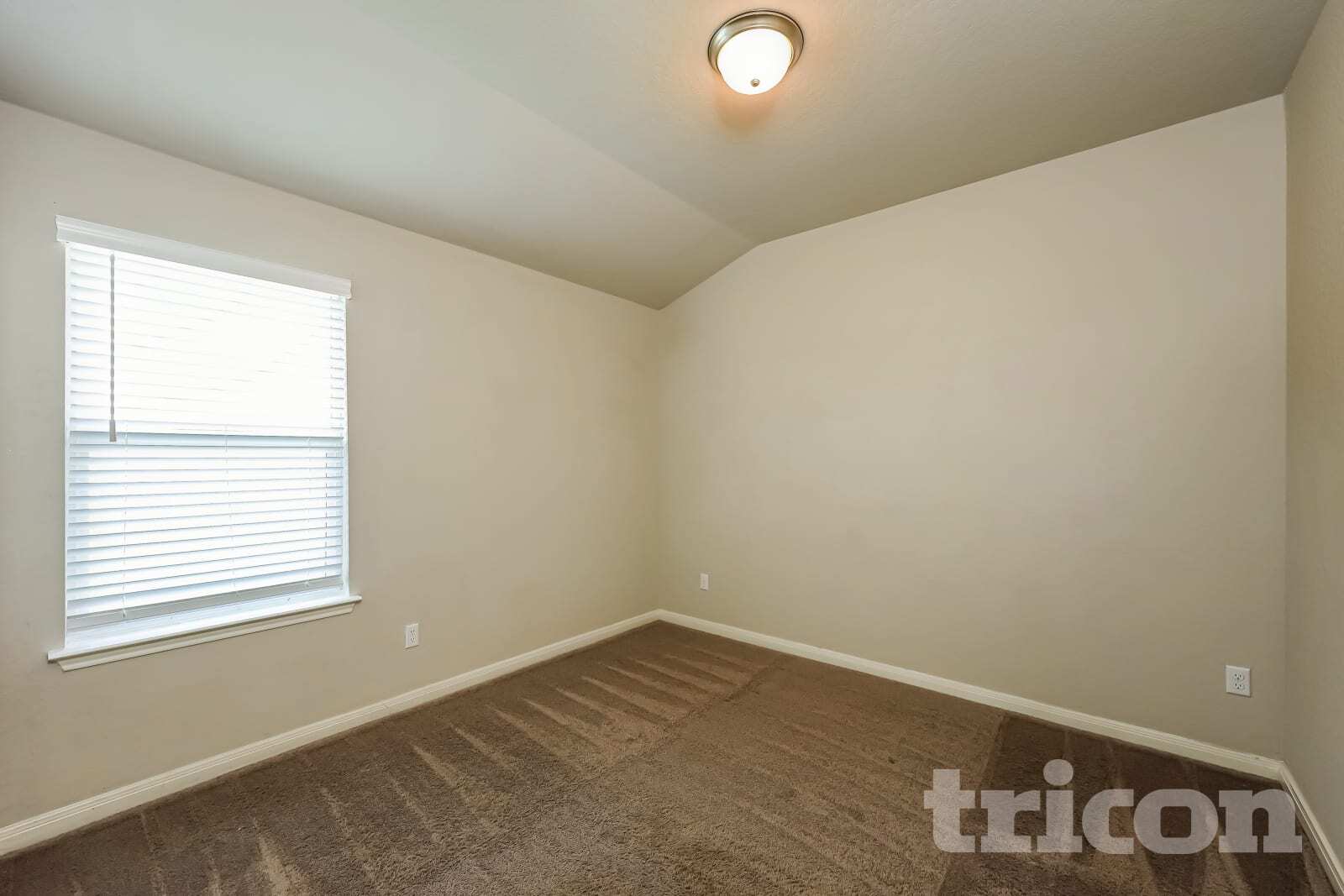 Building Photo - 5531 Shasta Pl