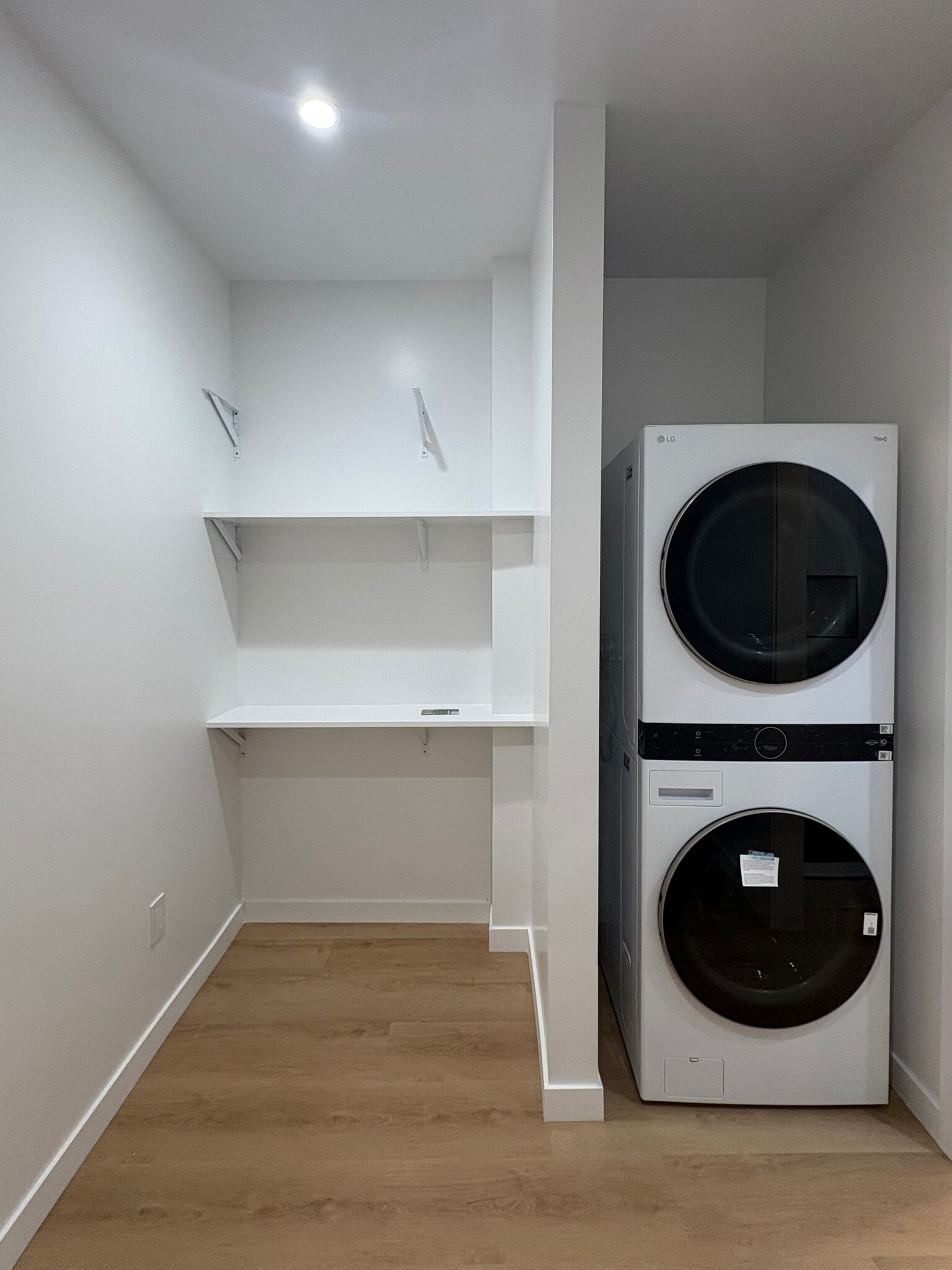 Built in shelving and washer & dryer included - 7834 S Harvard Blvd