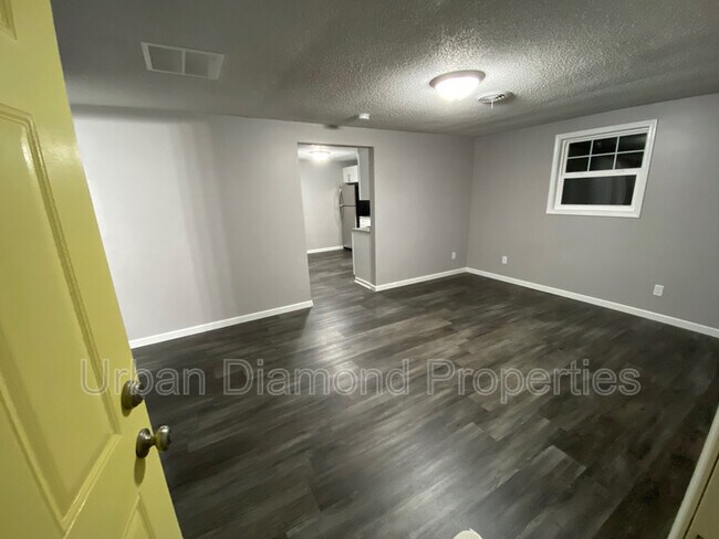 Building Photo - 534 Richfield Rd