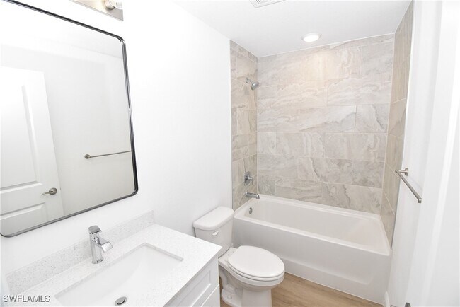 Building Photo - 4553 Midland St