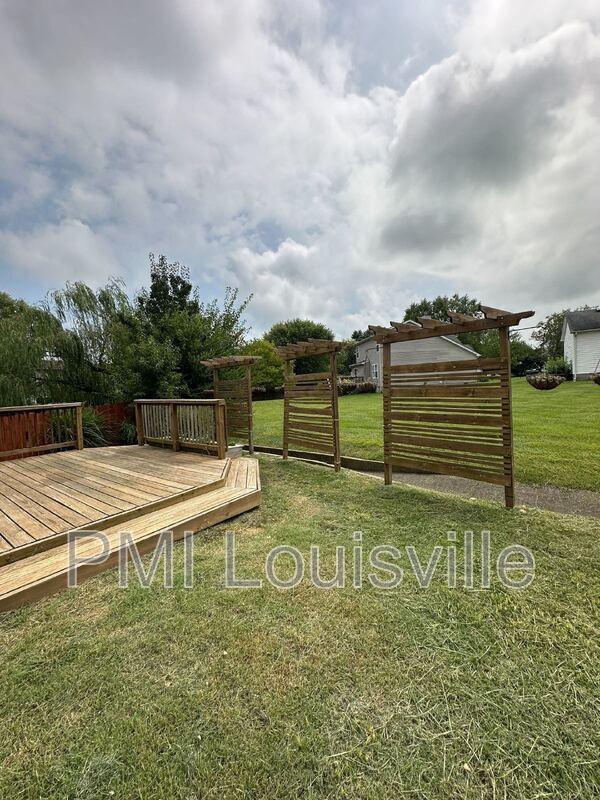 Building Photo - 4007 Mimosa View Dr