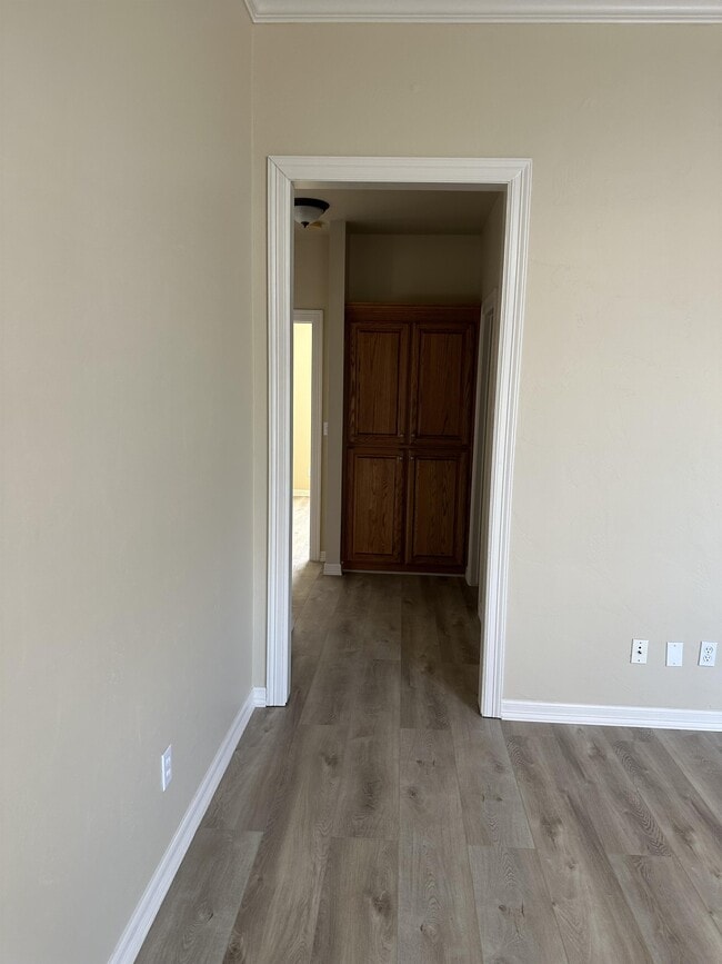 Building Photo - 4616 Alpine Pl