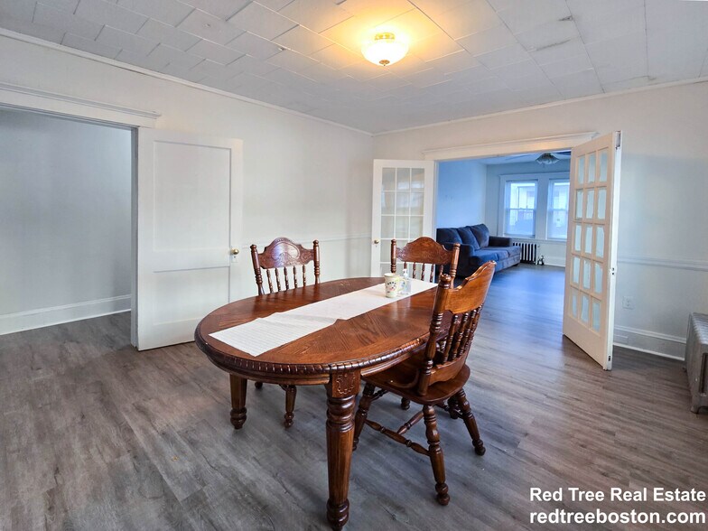 Building Photo - 63 Pinckney St