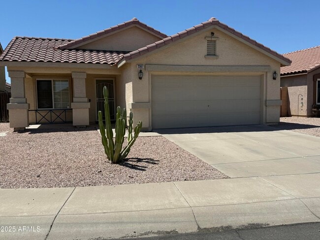 Primary Photo - 2307 E Winchester Pl
