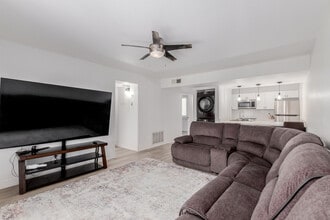 Building Photo - 3314 N 68th St