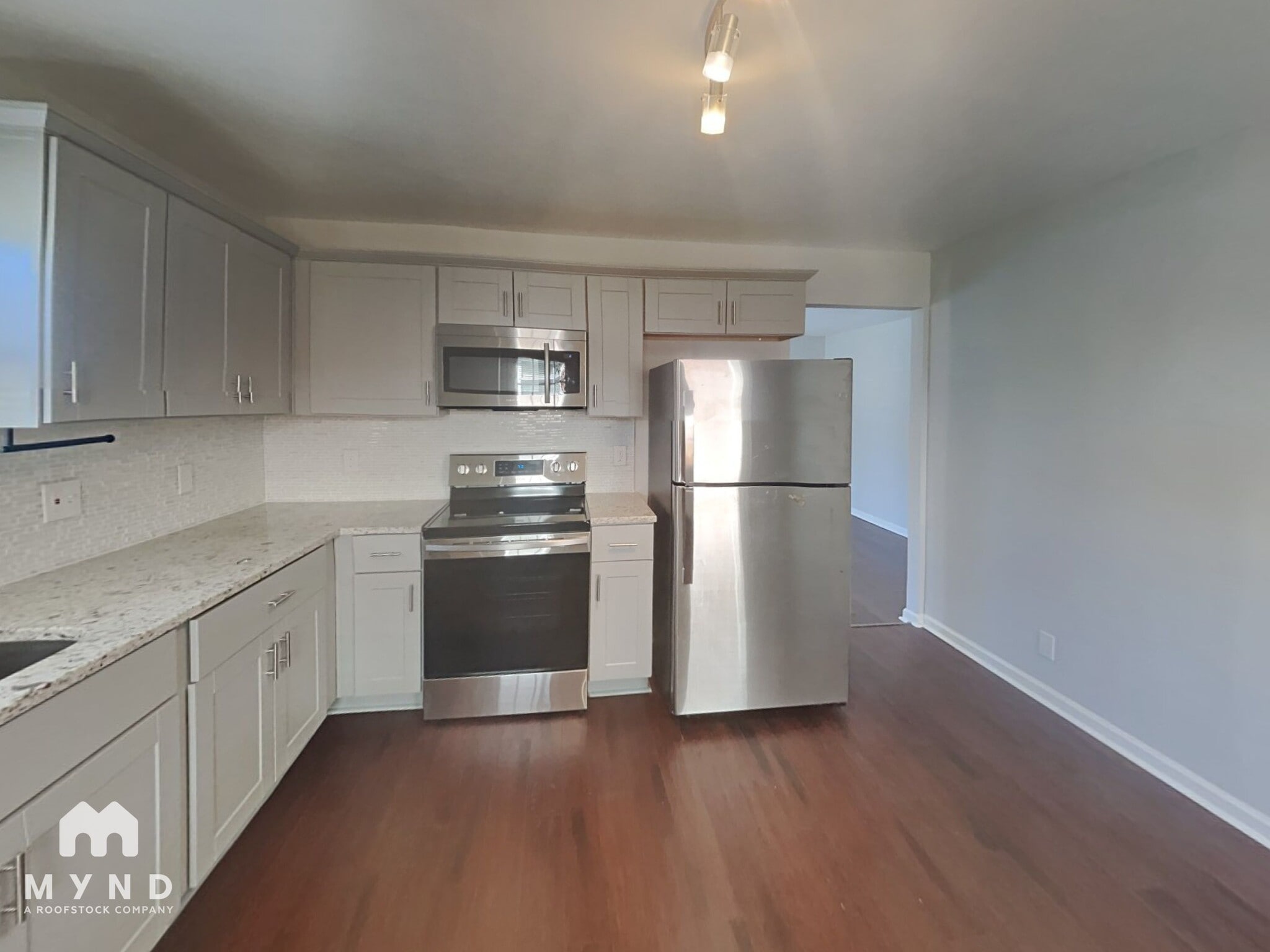 Building Photo - 2417 Dearborn Dr