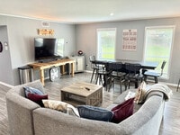 Building Photo - 1105 Glade St