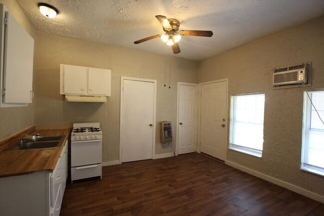 Building Photo - Cozy 1 Bedroom, 1 Bath in Tyler!