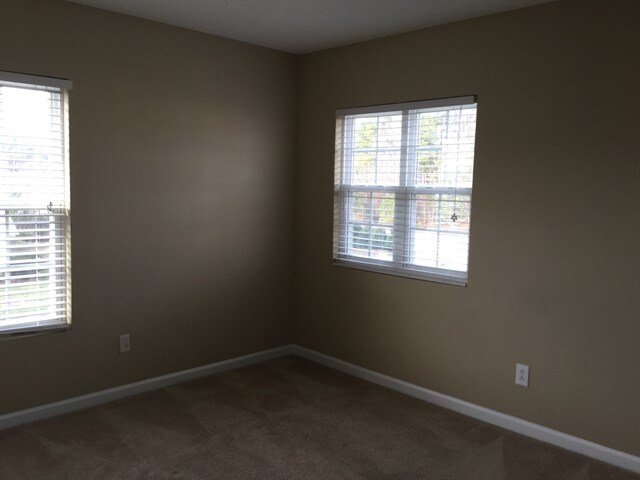 Building Photo - 5620 Bolitar Dr