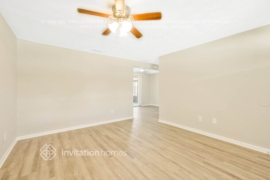 Building Photo - 4238 Sabine Dr