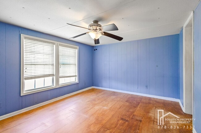 Building Photo - 148 Pine Tree Path