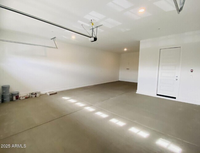 Building Photo - 12534 W Calle De Baca