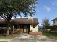 Building Photo - Hummingbird 132-D