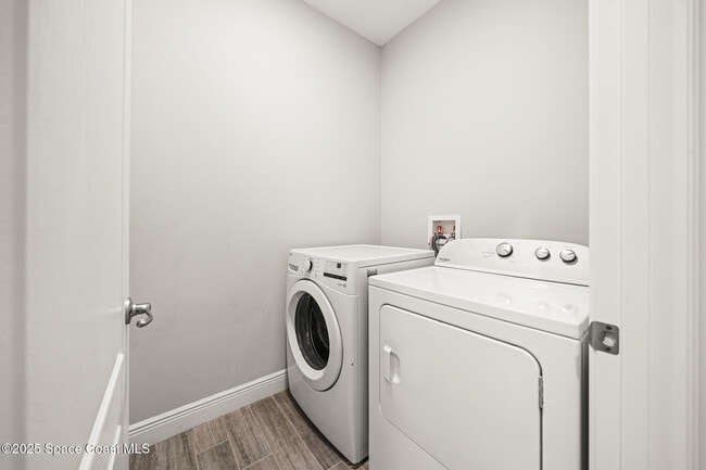 Building Photo - 3520 Savannahs Trail