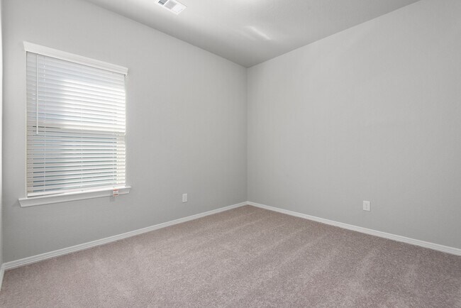 Building Photo - 25719 Northpark Palm Dr