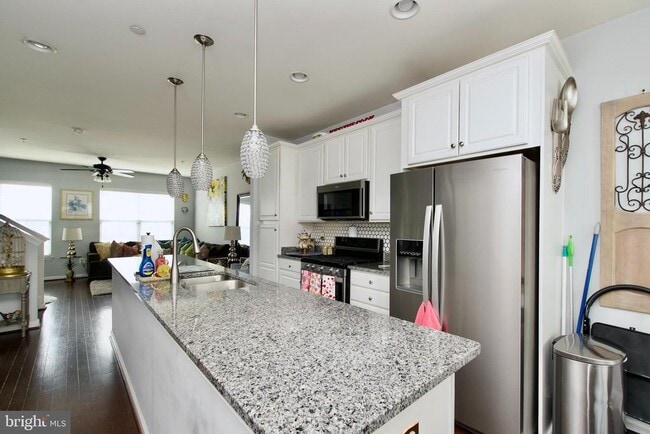Building Photo - 7302 Calico Rock Lndg