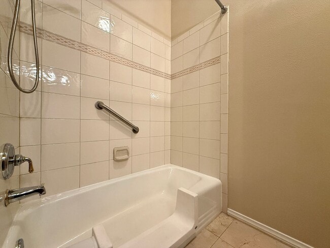 Building Photo - Grand 3 bedroom home with lake and golf course views located in Resort Villas ready to be your pa...