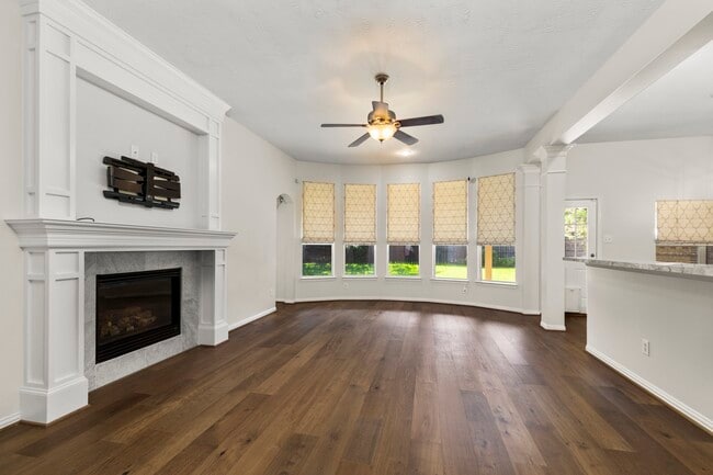 Building Photo - 10906 Bernalda Cir