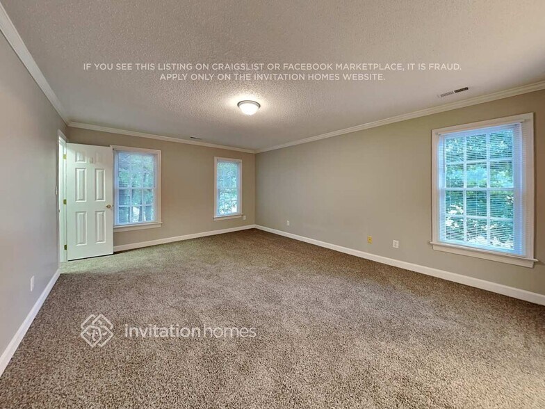 Building Photo - 604 Birkdale Dr