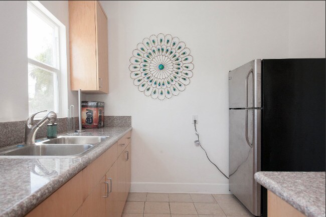 Full Kitchen & Refrigerator - 1203 Gordon St