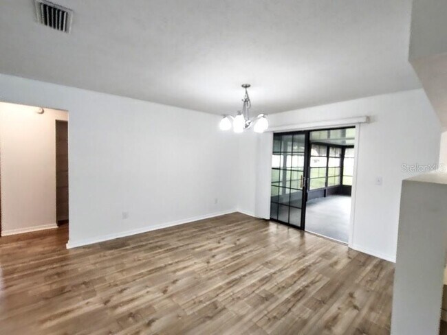 Building Photo - 10571 SW 74th Terrace