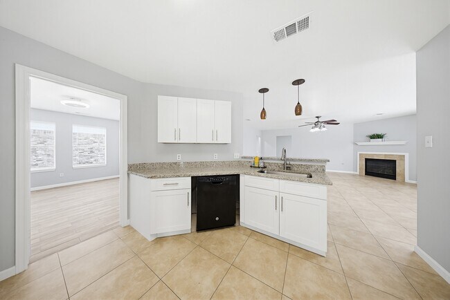 Building Photo - 1114 Joshua Tree Ln