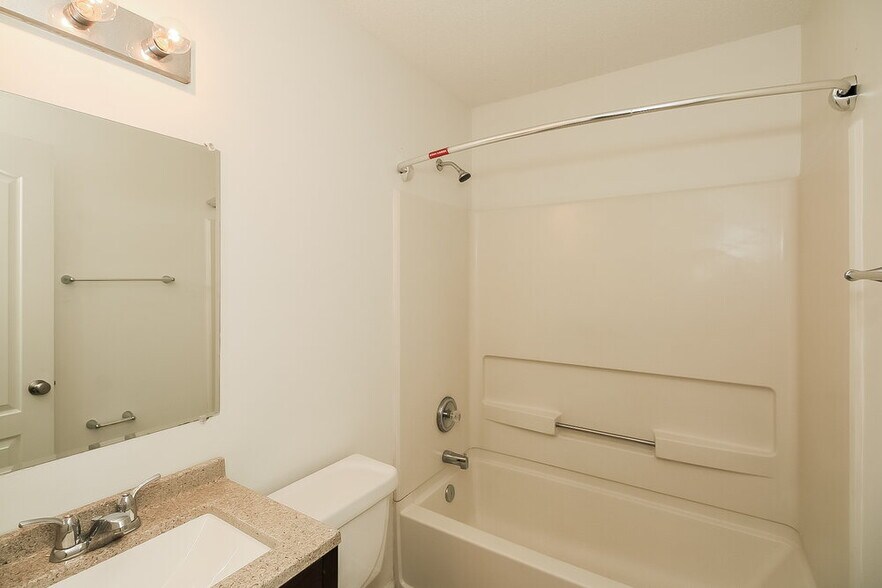 Building Photo - 1801 Portwest Way