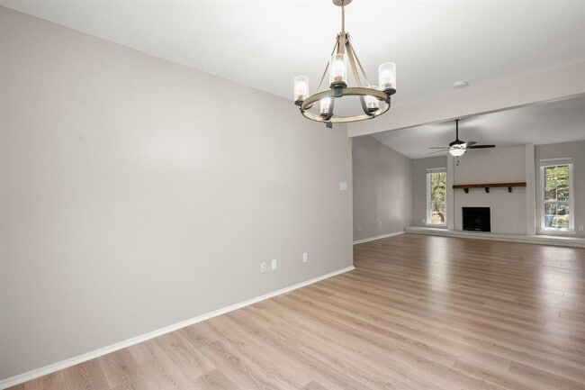 Building Photo - 4159 Steck Ave