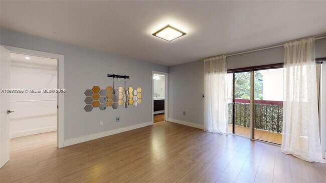 Building Photo - 2430 Brickell Ave