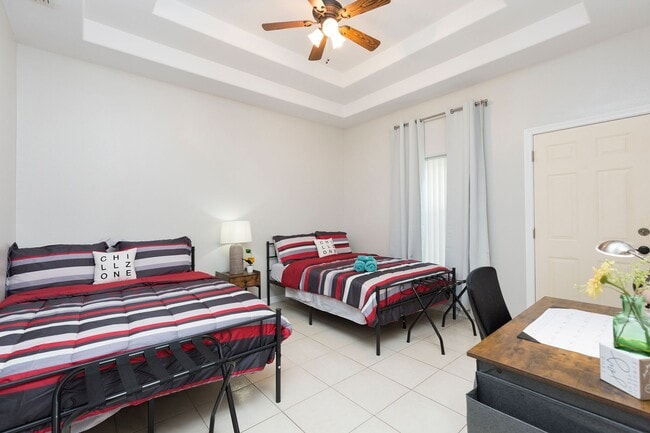 Building Photo - 3104 Scotland Dr