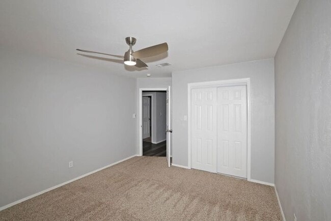 Building Photo - 3537 Tripp Ave