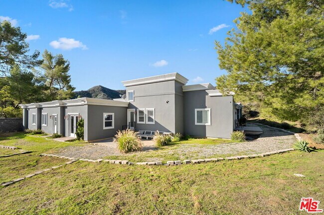 Building Photo - 3699 Kanan Rd