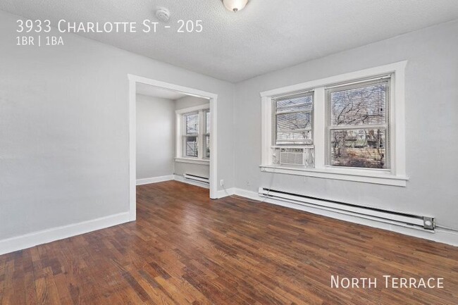 Building Photo - ?? Snug & Stylish 1BR Near Westport – Affo...