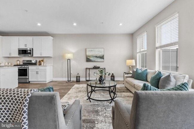 Building Photo - 105 Higher Rock Ct