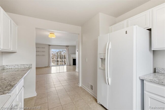 Building Photo - 1050 18th St