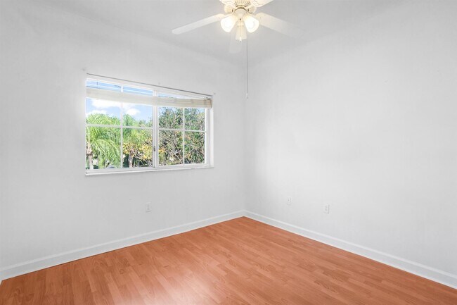Building Photo - 9002 SW 214th Ln
