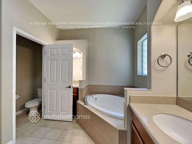 Building Photo - 1162 Hailey St