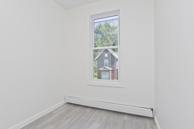 Building Photo - 22-24 Highland Ave