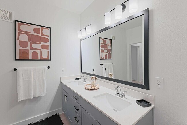Building Photo - Get Up to $2,400 Off Your 2/2 Rent!