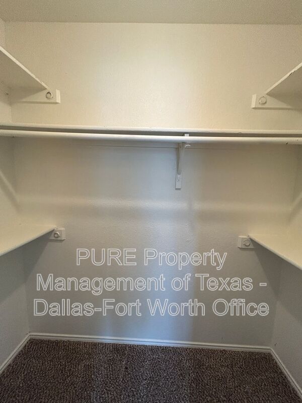 Building Photo - 709 Catalina Dr
