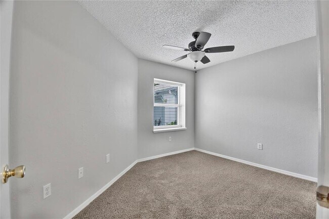 Building Photo - 73 Buttonworth Dr