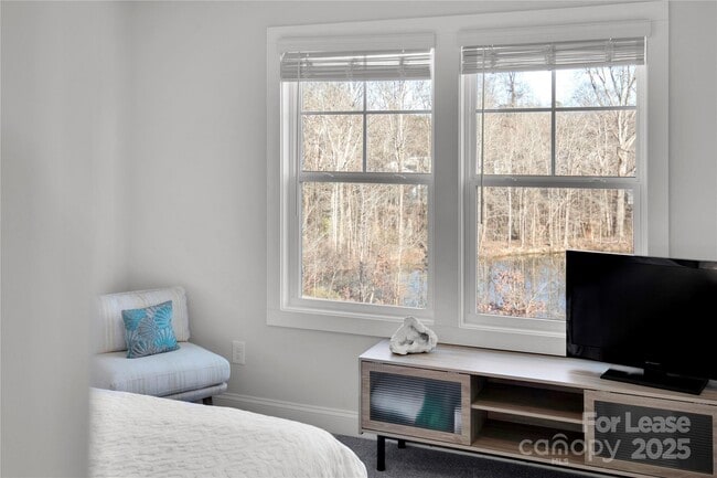 Building Photo - 9038 Henry Thoreau Rd