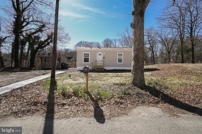 Building Photo - 312 Crystal Dr